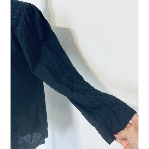 Leifnotes Anthropologie Size 8 Navy Laced Embroidery RollTab Sleeve Blouse - Picture 5 of 12